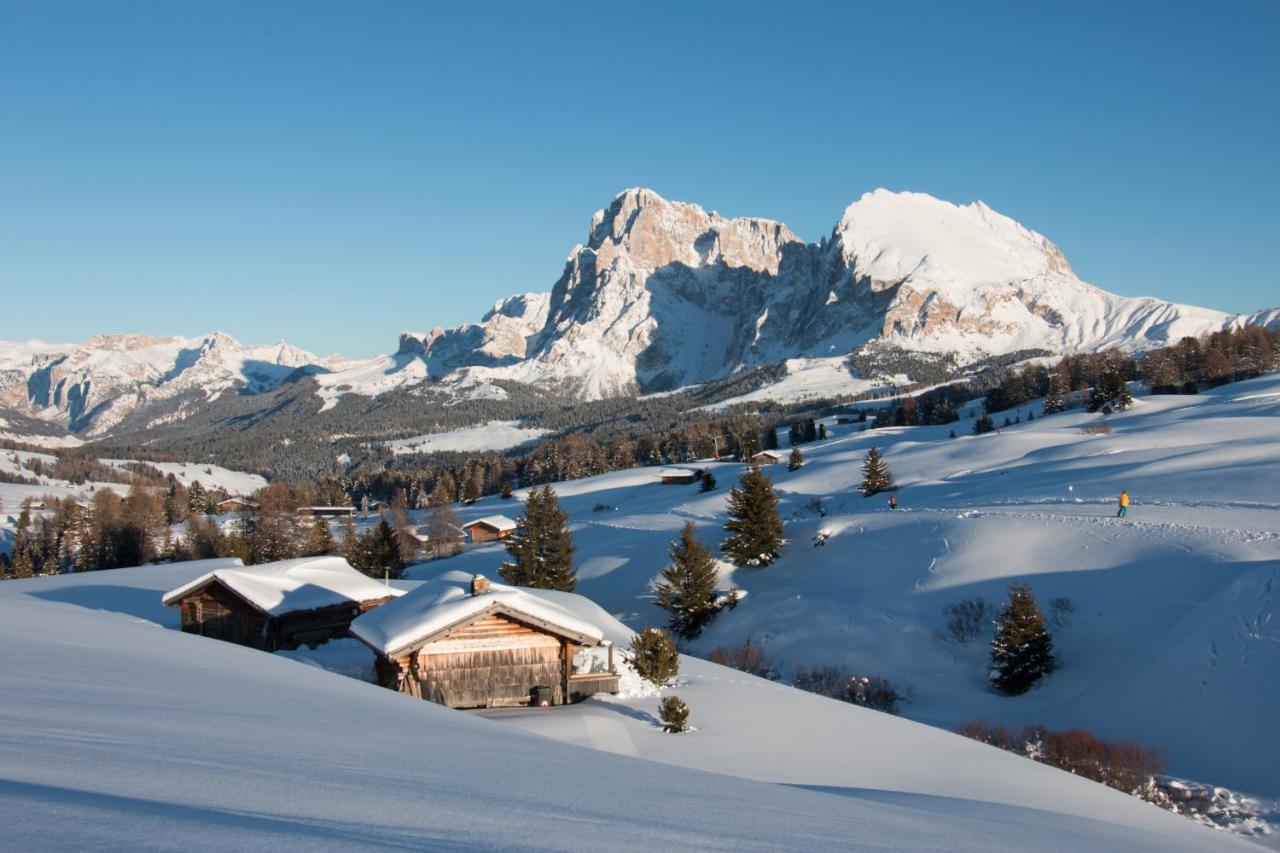Hotel Schwarzer Adler Siusi Esterno foto